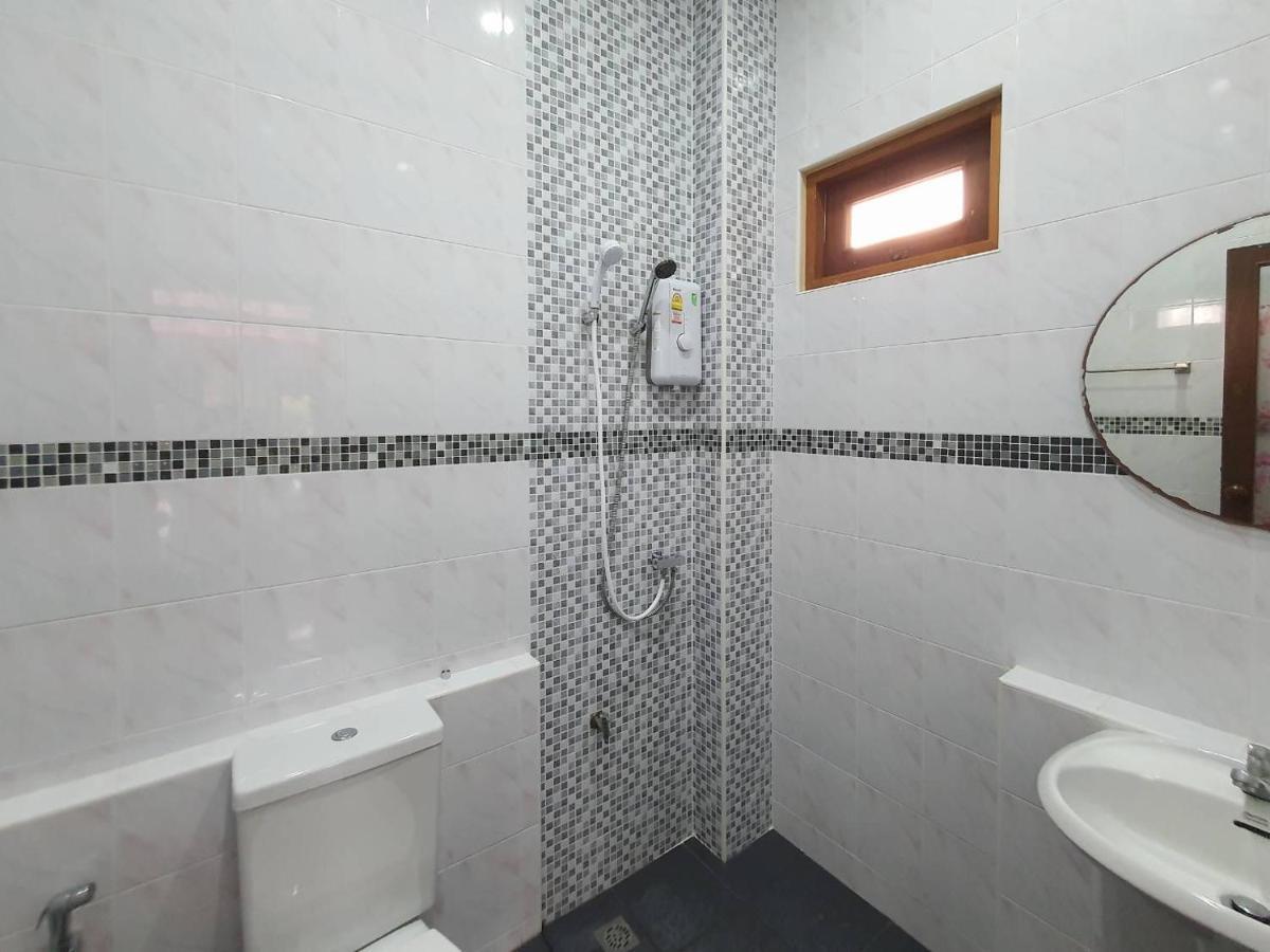 We Hostel Khaolak Καο Λακ Εξωτερικό φωτογραφία